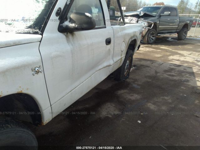 1D7GG16X83S274940 - 2003 DODGE DAKOTA SXT White photo 6