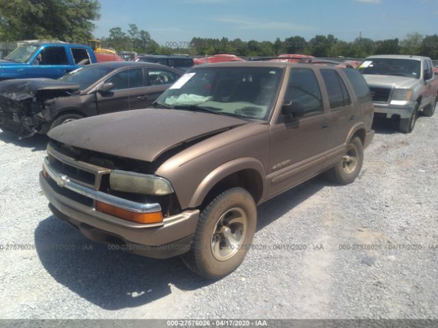 1GNCS13X74K126606 - 2004 CHEVROLET BLAZER  Brown photo 2