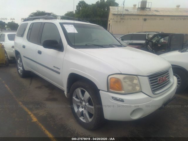 1GKES16S466106055 - 2006 GMC ENVOY XL White photo 1