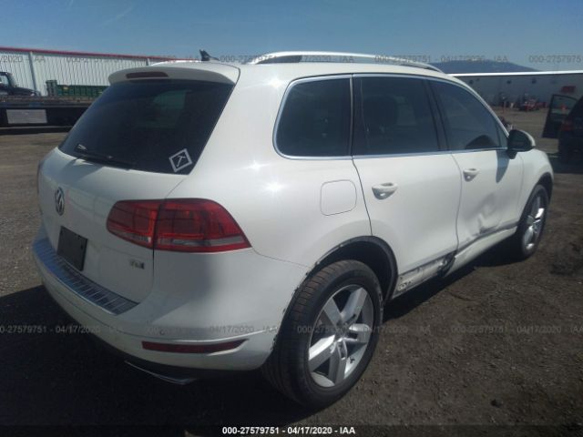 WVGFK9BP4CD001437 - 2012 VOLKSWAGEN TOUAREG V6 TDI White photo 4