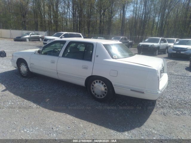 1G6KD54Y3WU701601 - 1998 CADILLAC DEVILLE  White photo 3