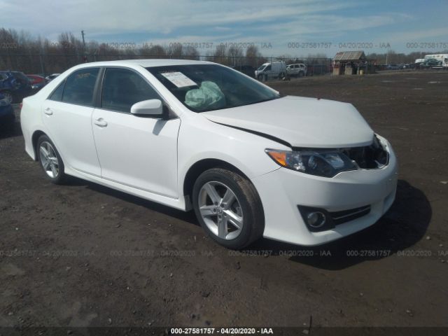 4T1BF1FK2EU372294 - 2014 TOYOTA CAMRY L/SE/LE/XLE 白色 照片 1