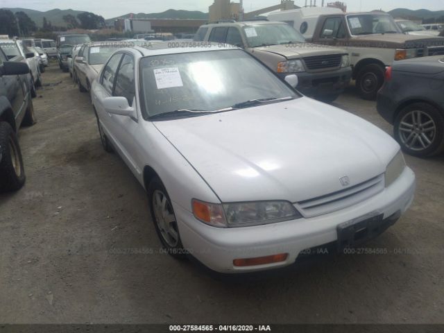 1HGCD565XSA105628 - 1995 HONDA ACCORD EX White photo 1