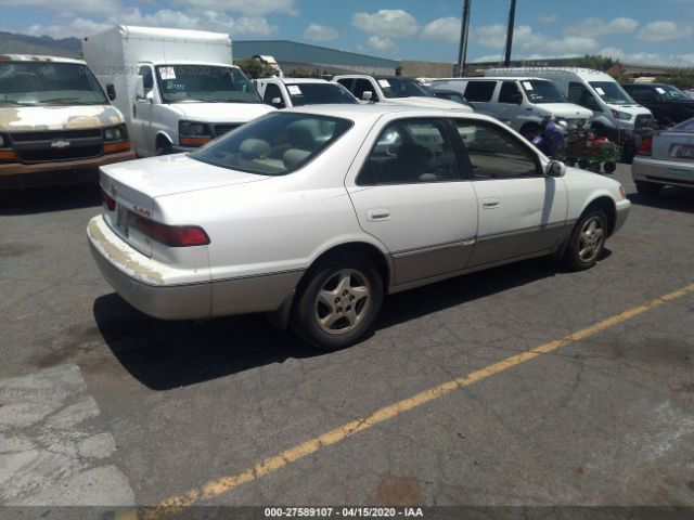 JT2BF22K6W0113423 - 1998 TOYOTA CAMRY CE/LE/XLE 白色 照片 4