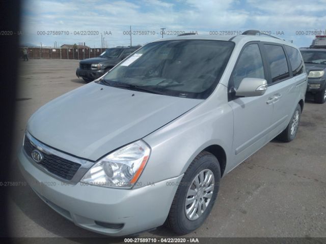 KNDMG4C72C6455530 - 2012 KIA SEDONA LX Silver photo 2