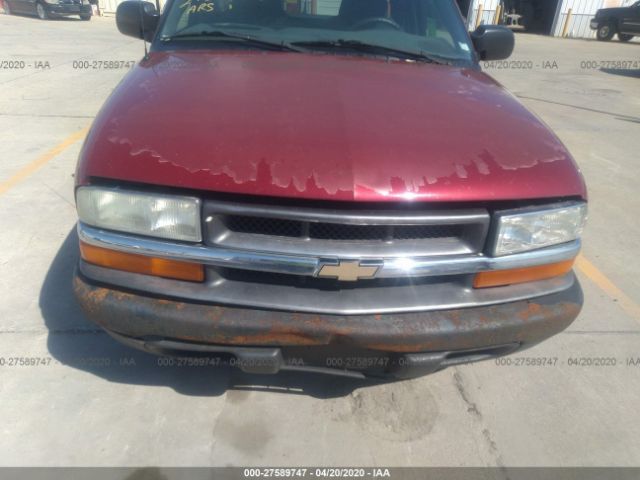 1GCCS19H338254779 - 2003 CHEVROLET S TRUCK S10 Red photo 6