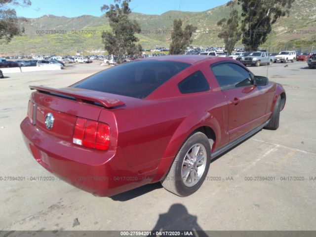 1ZVFT80N155134499 - 2005 FORD MUSTANG  Red photo 4