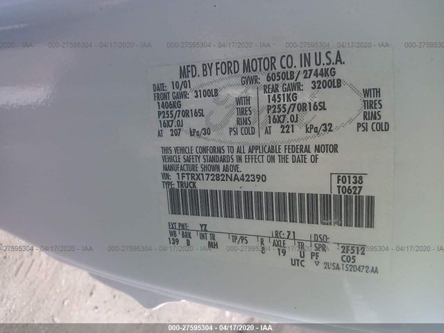 1FTRX17282NA42390 - 2002 FORD F150  White photo 9