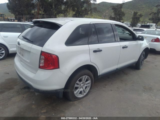 2FMDK3GC8DBA68401 - 2013 FORD EDGE SE White photo 4