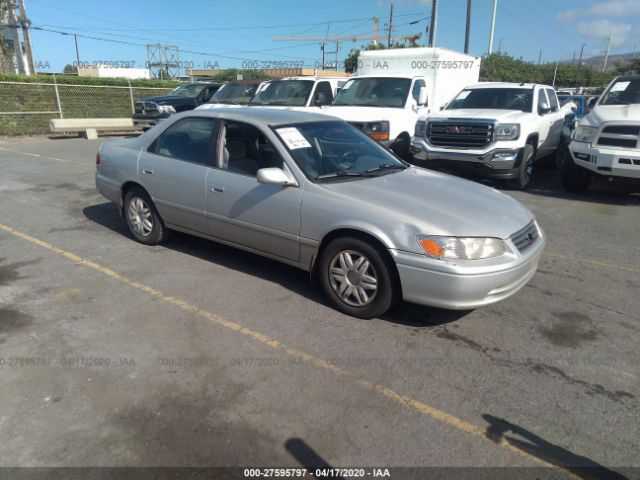 JT2BG22K0Y0501618 - 2000 TOYOTA CAMRY CE/LE/XLE Silver photo 1