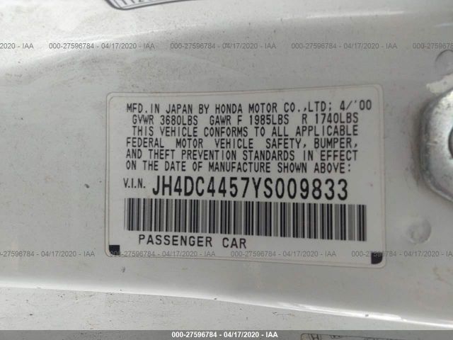 JH4DC4457YS009833 - 2000 ACURA INTEGRA LS White photo 9