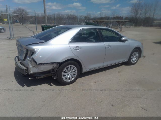 4T1BF1FK9CU089596 - 2012 TOYOTA CAMRY SE/LE/XLE 银色 照片 4
