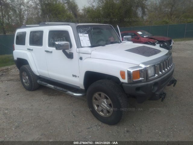 5GTDN136468127152 - 2006 HUMMER H3  White photo 1