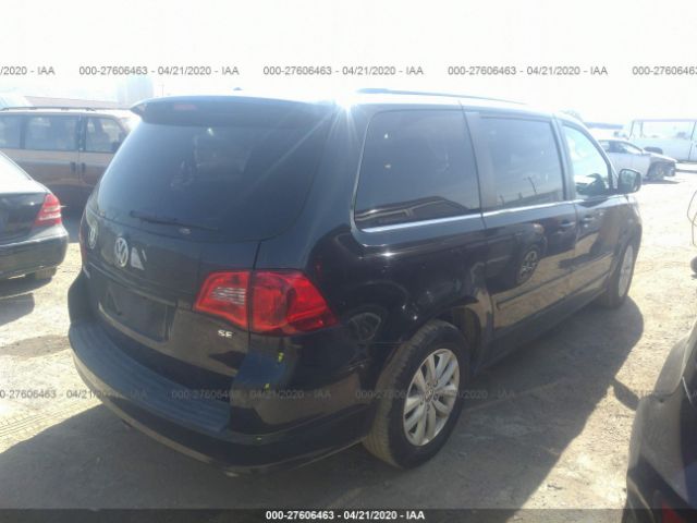 2C4RVABG2CR354279 - 2012 VOLKSWAGEN ROUTAN SE Black photo 5