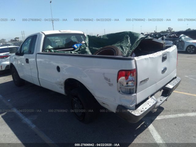 1FTRF12285NA81446 - 2005 FORD F150  White photo 3