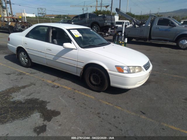 JT2BG22K210574530 - 2001 TOYOTA CAMRY CE/LE/XLE White photo 1