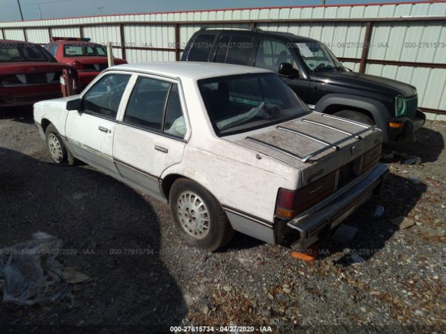 1G6JG51WXJJ503890 - 1988 CADILLAC CIMARRON  White photo 3