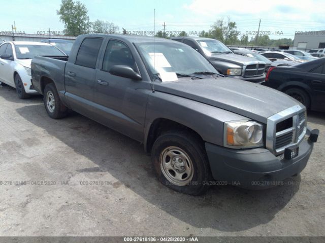 1D7HE28K65S100305 - 2005 DODGE DAKOTA QUAD/ST Gray photo 1