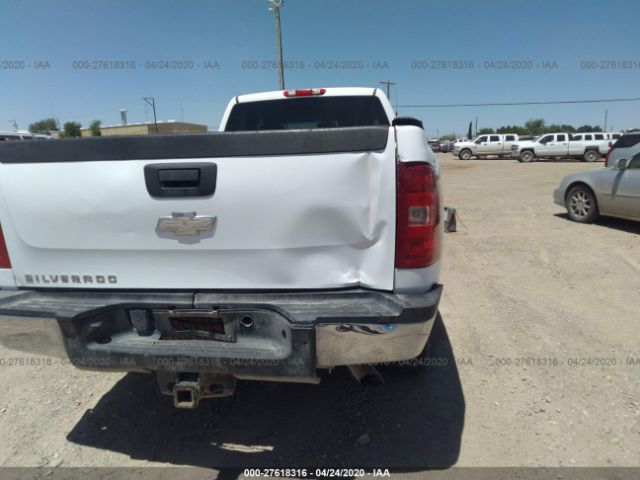 1GC2CVCG3CZ102009 - 2012 CHEVROLET SILVERADO C2500 HEAVY DUTY White photo 6