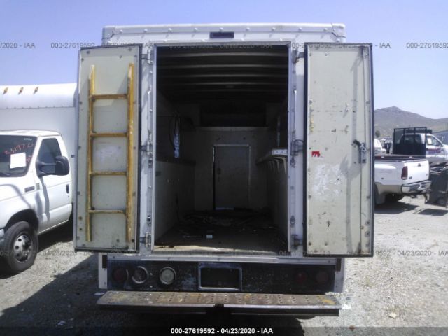 1FDSE35L32HA25103 - 2002 FORD ECONOLINE  White photo 8