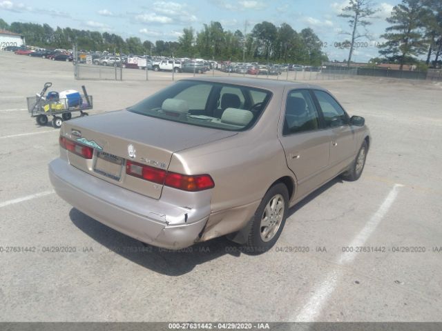 JT2BF22K9X0182687 - 1999 TOYOTA CAMRY LE/XLE Gold photo 4