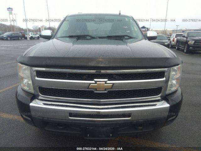 1GCRKSE35BZ118897 - 2011 CHEVROLET SILVERADO K1500 LT Black photo 6