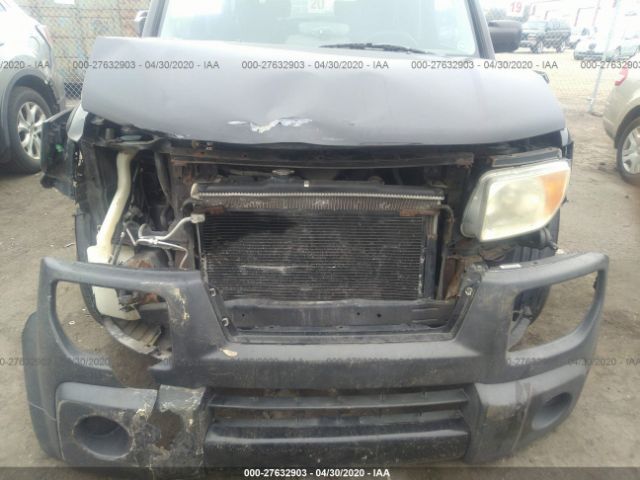 5J6YH18625L016128 - 2005 HONDA ELEMENT EX Black photo 6