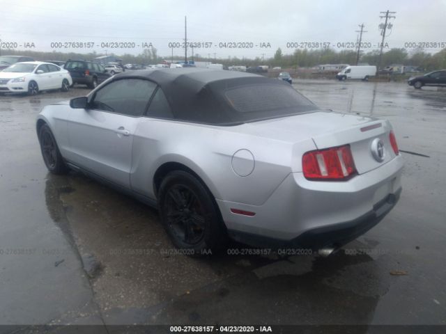 1ZVBP8EM7C5270538 - 2012 FORD MUSTANG  Silver photo 3