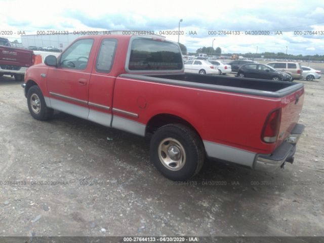 1FTDX1767VNB08588 - 1997 FORD F150  Red photo 3