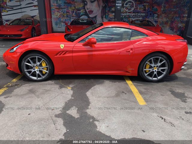 ZFF65TJA9D0189288 - 2013 FERRARI CALIFORNIA  Red photo 8