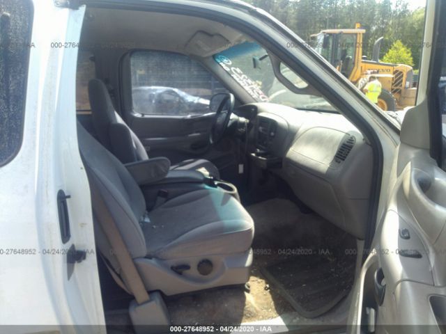 1FTDX18WXVND39323 - 1997 FORD F150  White photo 5
