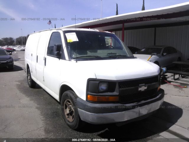 1GCFG15X561233294 - 2006 CHEVROLET EXPRESS G1500  White photo 1