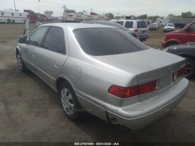 4T1BF28K51U122514 - 2001 TOYOTA CAMRY LE/XLE ვერცხლისფერი ფოტო 3