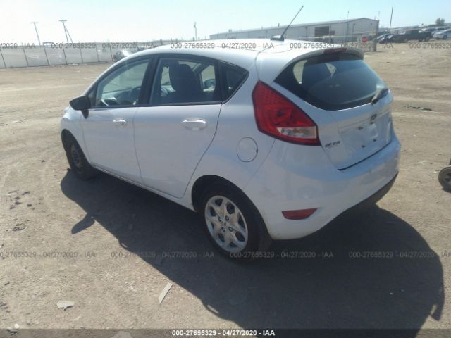 3FADP4TJ0DM215539 - 2013 FORD FIESTA S White photo 3