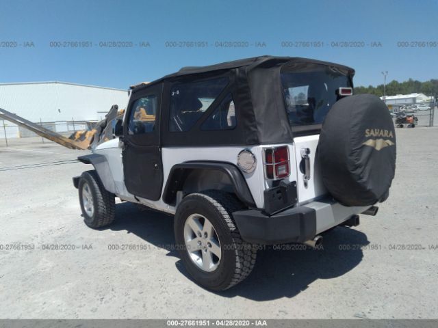 1C4AJWBG3DL574532 - 2013 JEEP WRANGLER SAHARA White photo 3