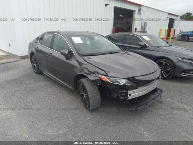 4T1G11AKXLU305953 - 2020 TOYOTA CAMRY  Gray photo 1