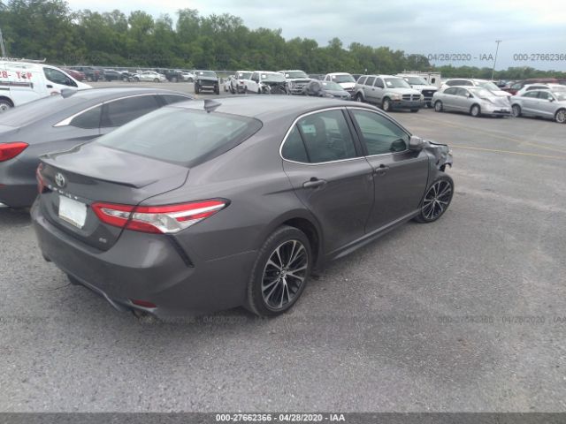 4T1G11AKXLU305953 - 2020 TOYOTA CAMRY  Gray photo 4