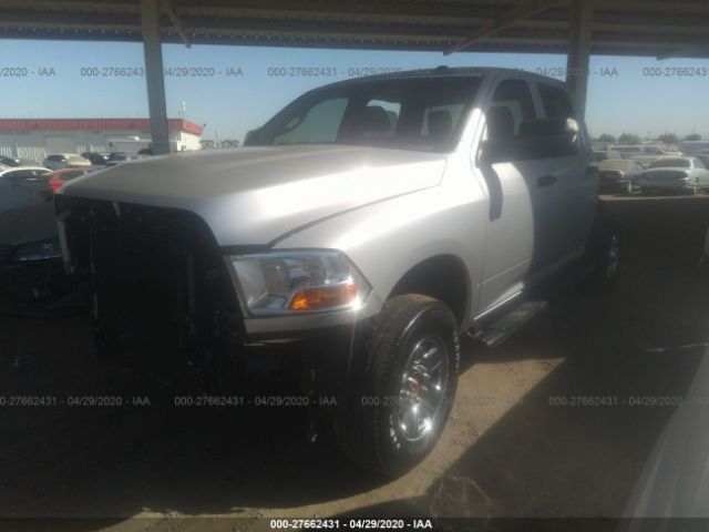 3C63R3CLXHG690767 - 2017 RAM 3500 ST Silver photo 2