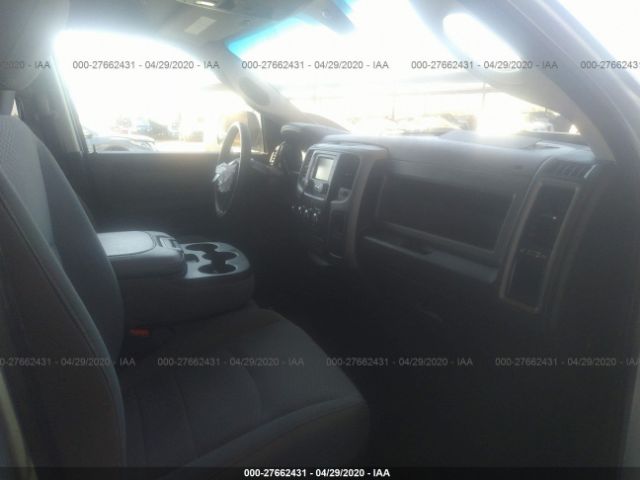 3C63R3CLXHG690767 - 2017 RAM 3500 ST Silver photo 5