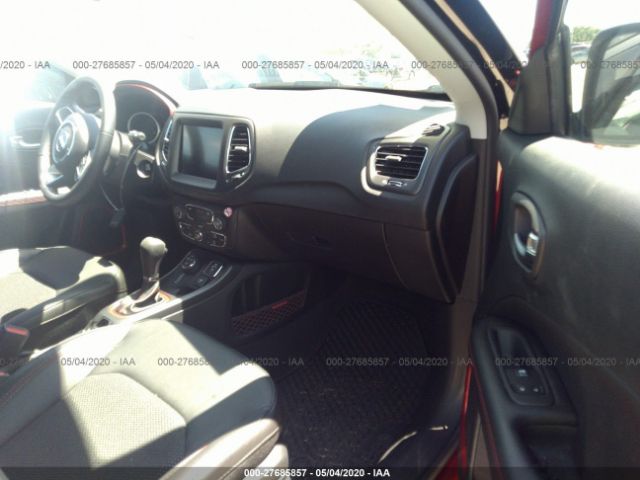 3C4NJDDB9LT163257 - 2020 JEEP COMPASS TRAILHAWK Red photo 5