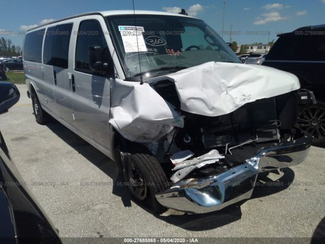 1GAZGPFG1L1163747 - 2020 CHEVROLET EXPRESS G3500 LT White photo 1